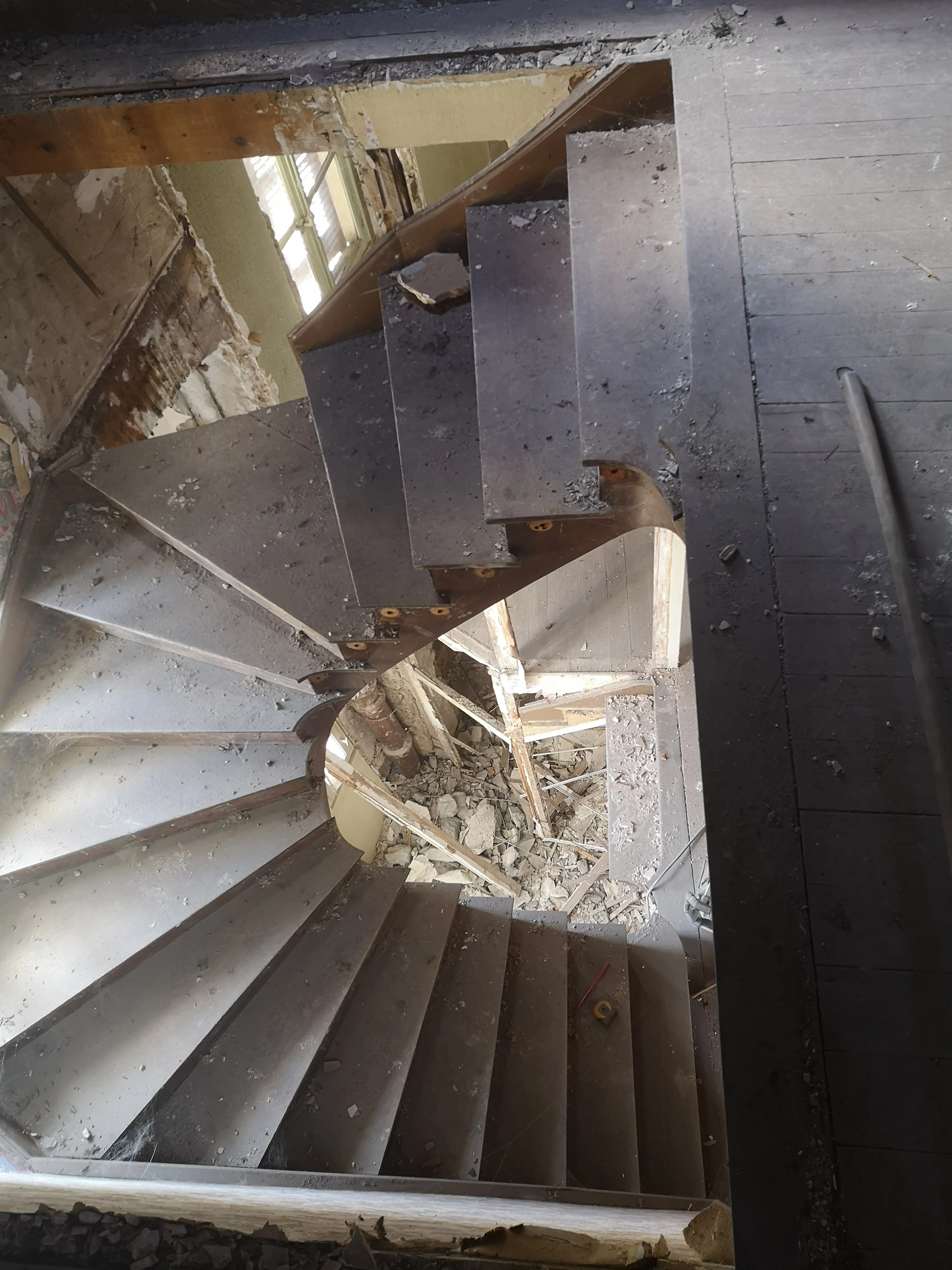 renovation escalier maitrise oeuvre morestel bourgoin